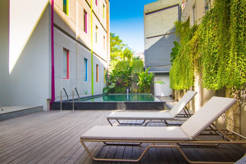 Urban Styles Hitz Kuta Otel Kuta Lombok Dış mekan fotoğraf