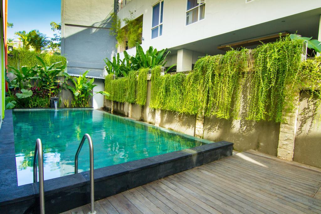 Urban Styles Hitz Kuta Otel Kuta Lombok Dış mekan fotoğraf