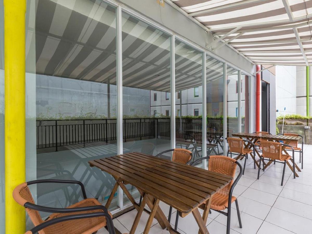 Urban Styles Hitz Kuta Otel Kuta Lombok Dış mekan fotoğraf